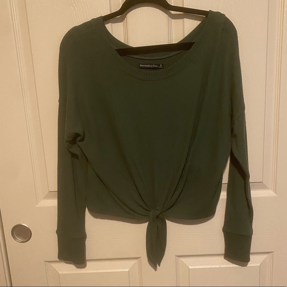 NWOT Abercrombie & Fitch Cropped Sweater